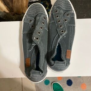 Blowfish Charcoal Gray Slip-On Sneakers